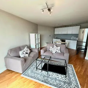 https://city-centre-retreat-cardiff.cardiffhotelswales.com