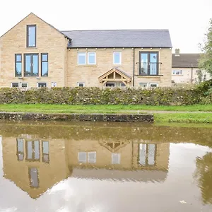 https://lock-view.yorkshirehotels.net